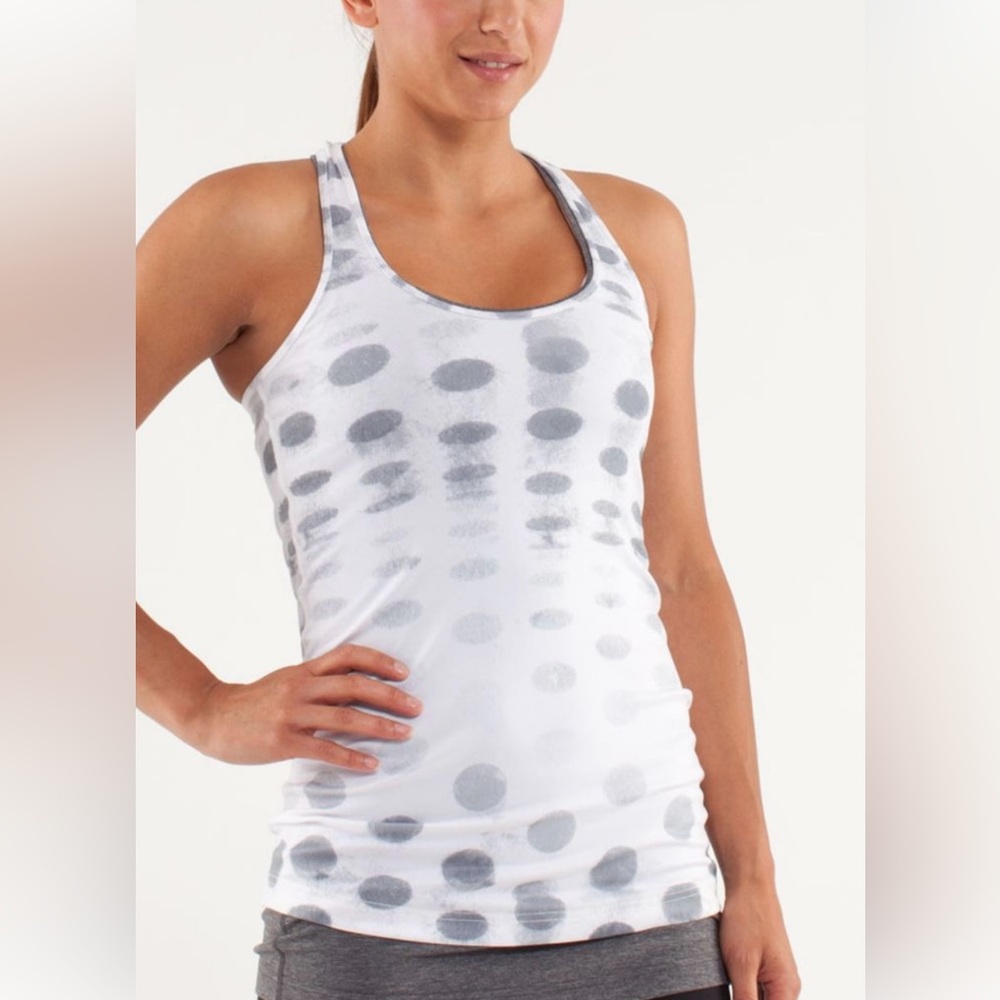 Lululemon cool razorback tank! 6